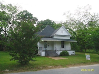 621 Alston St, Richland, GA 31825