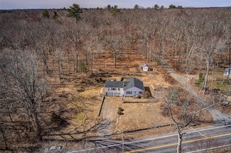 31 Cucumber Hill Rd, Foster, RI 02825