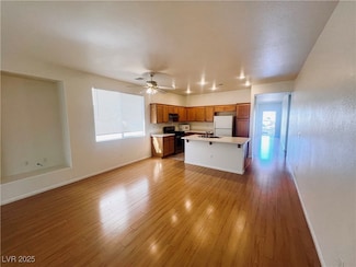 9401 W Gilmore Ave, Las Vegas, NV 89129