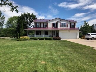 572 Derussey Rd, New London, OH 44851