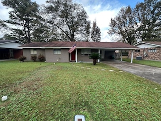 104 Centre Cir, Petal, MS 39465