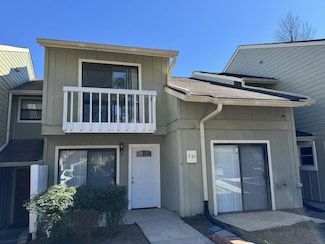 731 Hanover Ln SE, Marietta, GA 30067