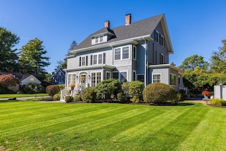48 Bellevue Rd, Swampscott, MA 01907