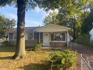 5003 Yew Ln, Louisville, KY 40213