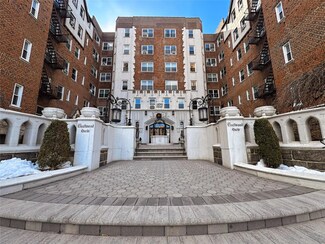 60 E Broad St Unit 2M, Mount Vernon, NY 10552