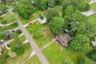 3029 N Riverside Dr, Lanexa, VA 23089