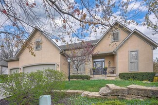 12808 Cedar St, Leawood, KS 66209