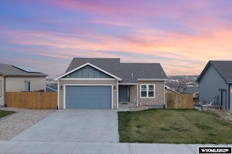 955 S 4th Ave, Mills, WY 82644