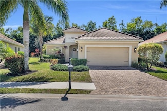 14587 Manchester Dr, Naples, FL 34114