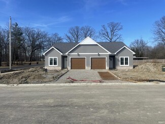 1018 Emilee Ct, Fort Wayne, IN 46825