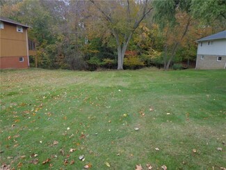 4875 Geraldine Rd, Cleveland, OH 44143