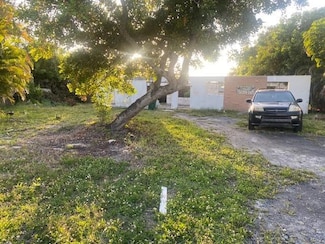 6279 NW 17th St, Margate, FL 33063