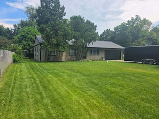 299 Pinetree Ln, Battle Creek, MI 49017