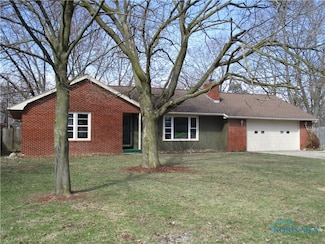 200 Taylor Dr, West Unity, OH 43570
