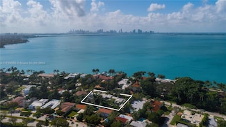 5763 N Bay Rd, Miami Beach, FL 33140