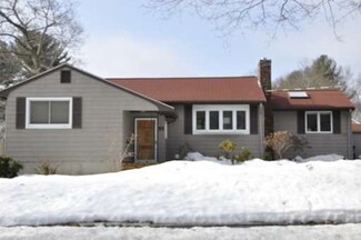 55 Parramatta Rd, Beverly, MA 01915