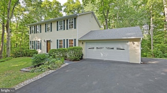 11059 Overrun Dr, Manassas, VA 20111