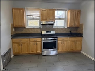 43 W 26th St Unit 2, Bayonne, NJ 07002