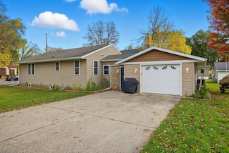 261 Main St W, Richmond, MN 56368