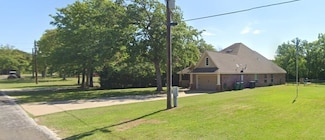 52 Fairway Dr, Normangee, TX 77871