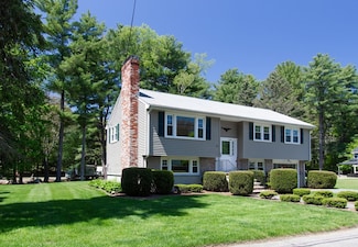 4 Morningside Dr, Beverly, MA 01915