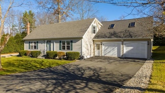 19 Saint Patrick Ave, Lewiston, ME 04240