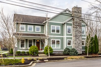 768 Trailside Dr, Carmel, IN 46032