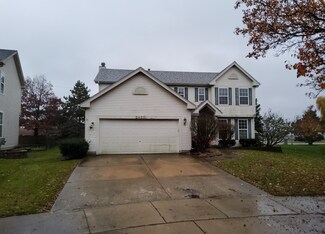 2420 Woodlake Ct Unit 1, Naperville, IL 60564