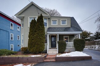 7 Sturgis St, Woburn, MA 01801