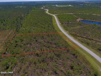 813 Widewater Cir, Wewahitchka, FL 32465