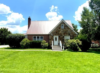 229 10th St, Princeton, WV 24740