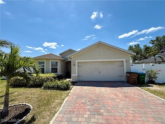 618 SW 25th Terrace, Cape Coral, FL 33914
