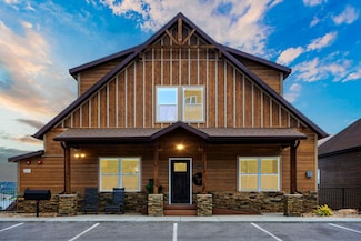 121 Frontier Way Unit 22, Kimberling City, MO 65686