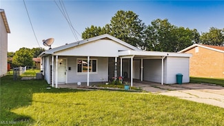 204 W 8 1 2 St, Williamstown, WV 26187