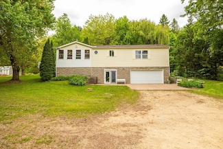 S363 Nicholes Rd, Mondovi, WI 54755