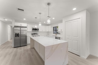 2712 S 17th St, Fort Pierce, FL 34982