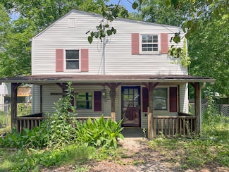 33 S Lake Terrace, Rossville, GA 30741