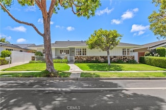 2045 Commodore Rd, Newport Beach, CA 92660