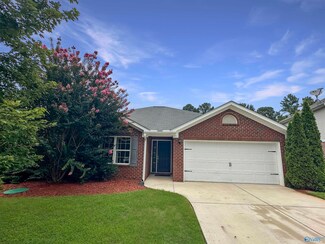 133 Harness Dr, Huntsville, AL 35806