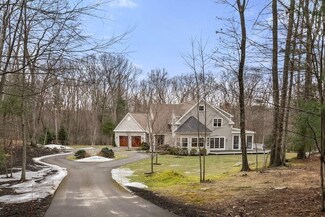 56 Greenwood St, Sherborn, MA 01770