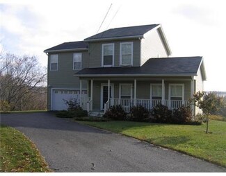 839 W Bay Rd, Gouldsboro, ME 04607