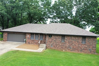 1805 Van Buren Ave, Mountain Home, AR 72653