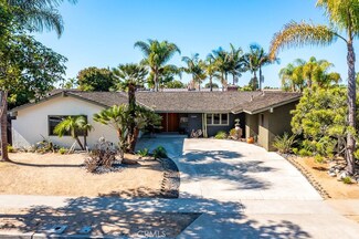 2045 Shipway Ln, Newport Beach, CA 92660