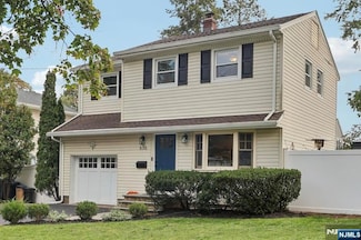 636 Concord Rd, Ridgewood, NJ 07450