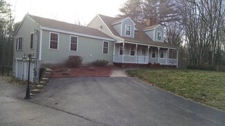 17 High St, Salisbury, MA 01952