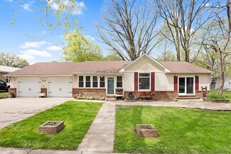 824 N Elm Blvd, Monticello, IL 61856