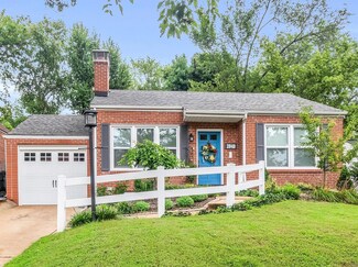 2840 Manderly Dr, Saint Louis, MO 63144