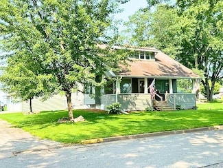 215 S Lincoln St, Stetsonville, WI 54480