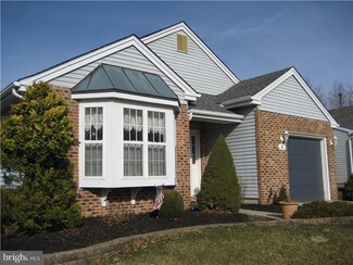 1 Ramsey Ct, Mount Laurel, NJ 08054