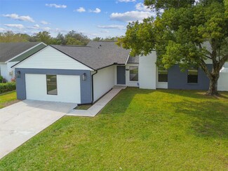 17714 Cranbrook Dr, Lutz, FL 33549